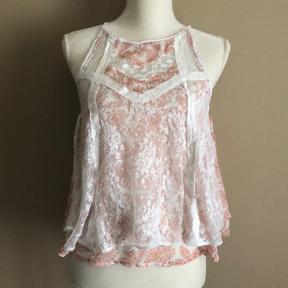 Gently used Altar’d State top!